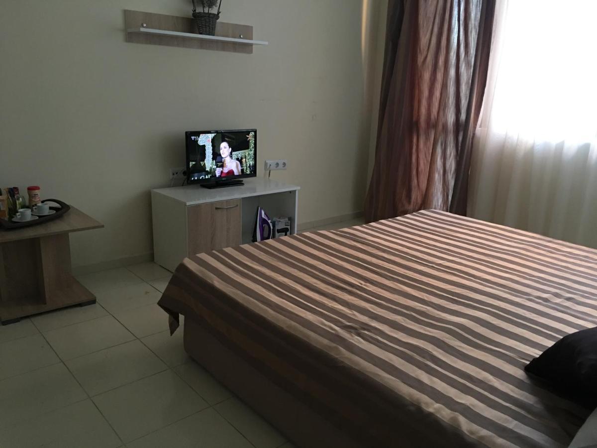 Apart Hotel Salt Lake Поморие Экстерьер фото